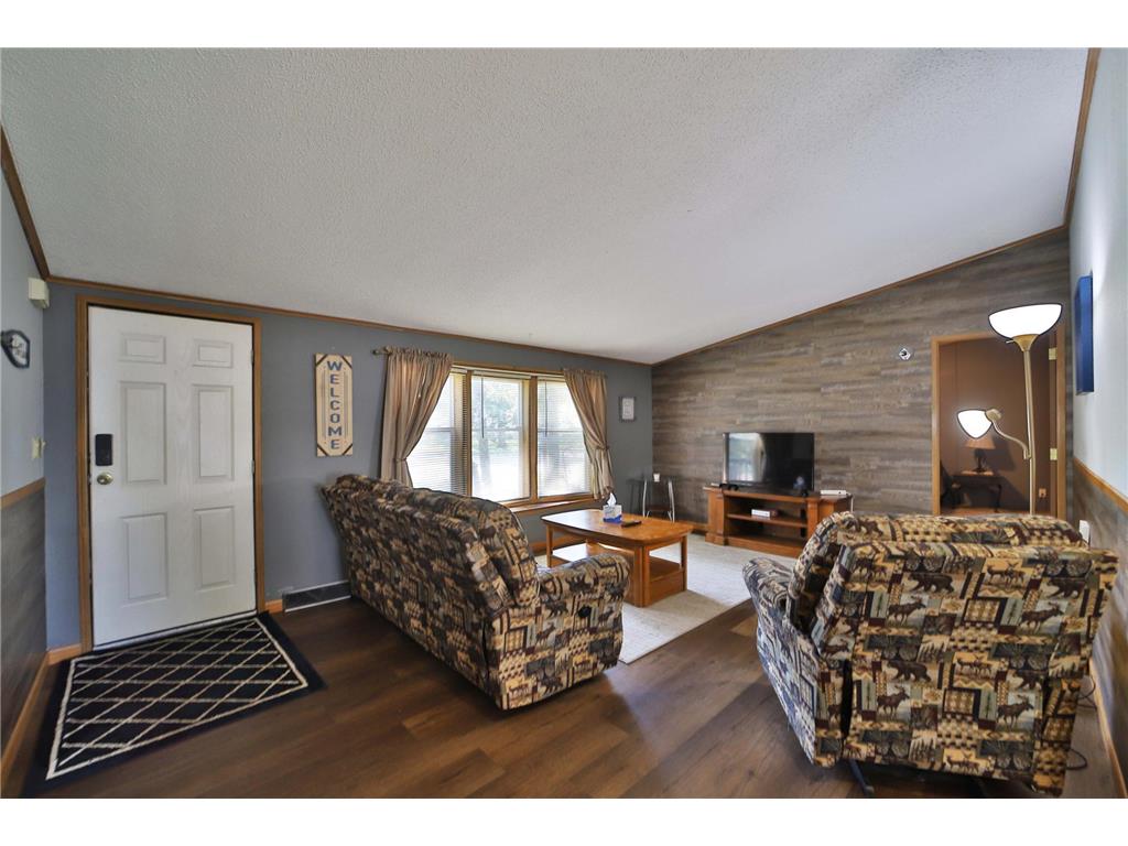 801 E Lake Street Osakis MN 56360 - Osakis 6784280 image12