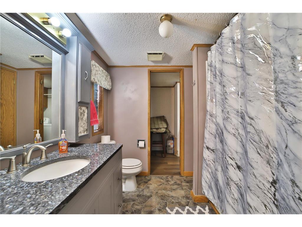 801 E Lake Street Osakis MN 56360 - Osakis 6784280 image20