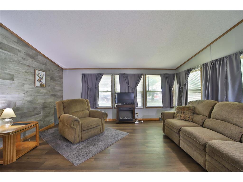 801 E Lake Street Osakis MN 56360 - Osakis 6784280 image30