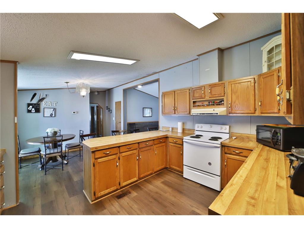 801 E Lake Street Osakis MN 56360 - Osakis 6784280 image6