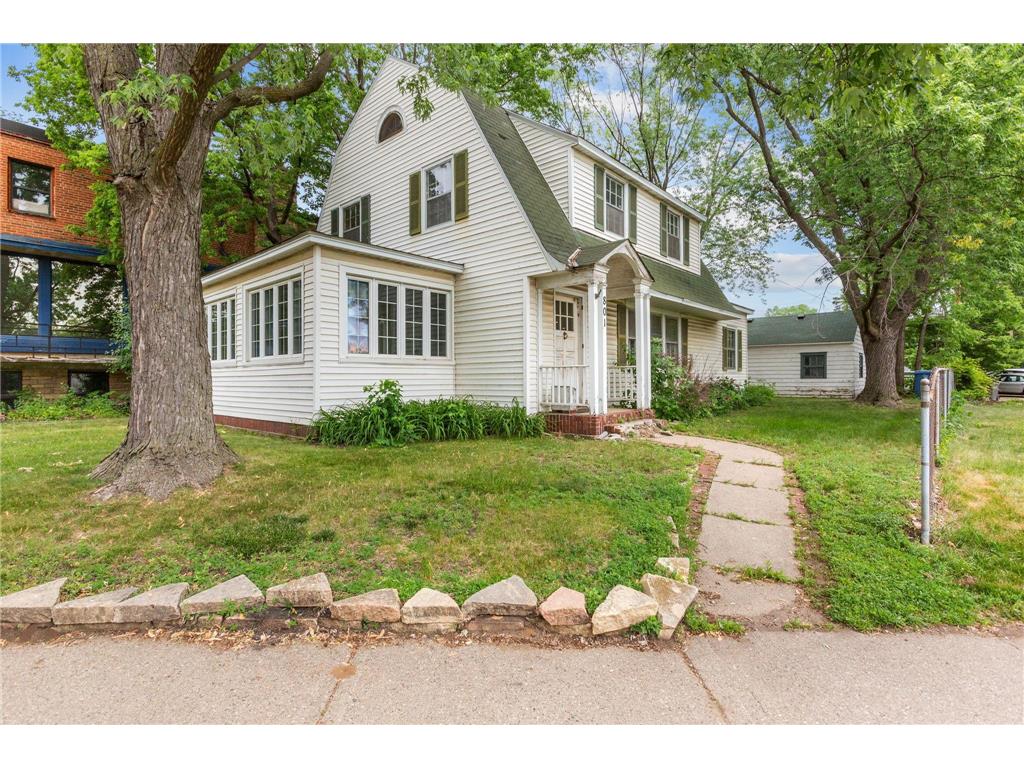 801 E River Parkway Minneapolis MN 55414 6382365 image1