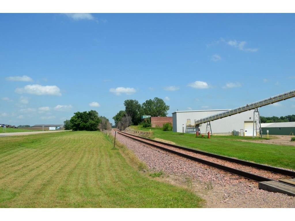 801 E Rock Street Springfield MN 56087 6732729 image2