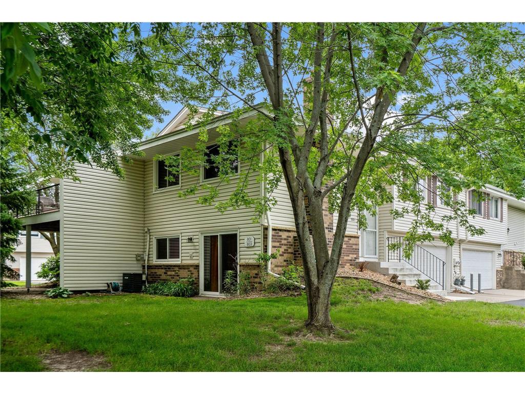 801 Evergreen Circle Burnsville MN 55337 6568227 image1