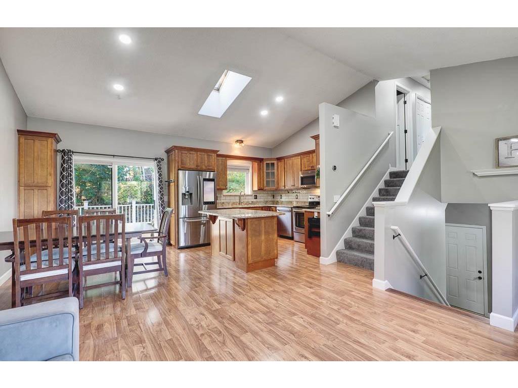 801 Garrison Court Burnsville MN 55337 6434384 image1