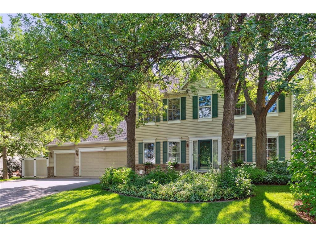 801 Lake Susan Hills Drive, Chanhassen, MN, 55317 MLS 6398110