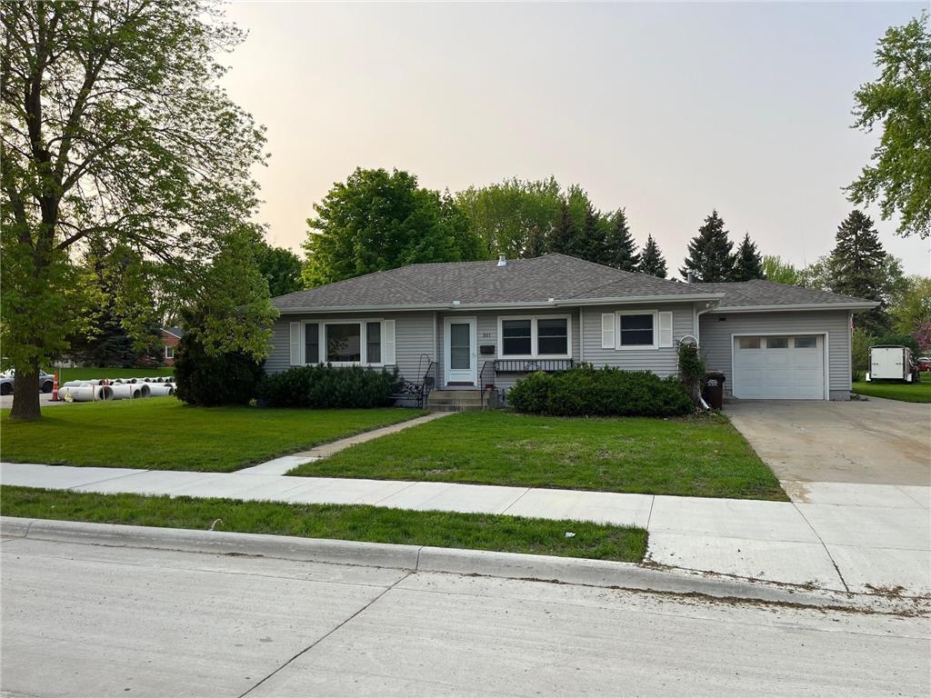 801 Main Street E New Prague MN 56071 6412057 image1