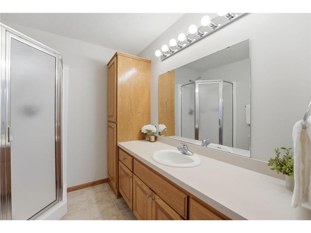 801 Maplewood Avenue Litchfield MN 55355 7054137 image22
