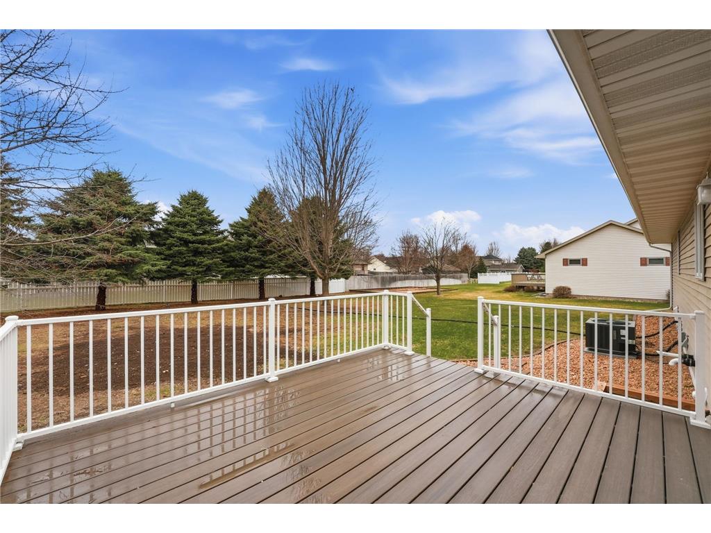 801 Maplewood Avenue Litchfield MN 55355 7054137 image4