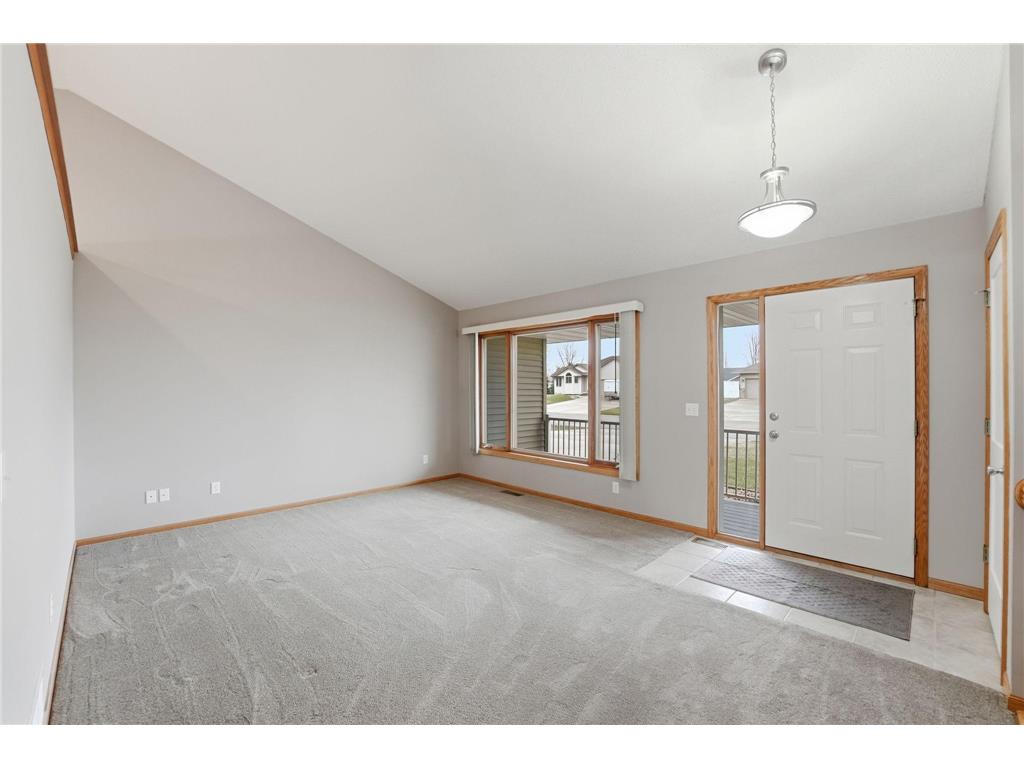 801 Maplewood Avenue Litchfield MN 55355 7054137 image5