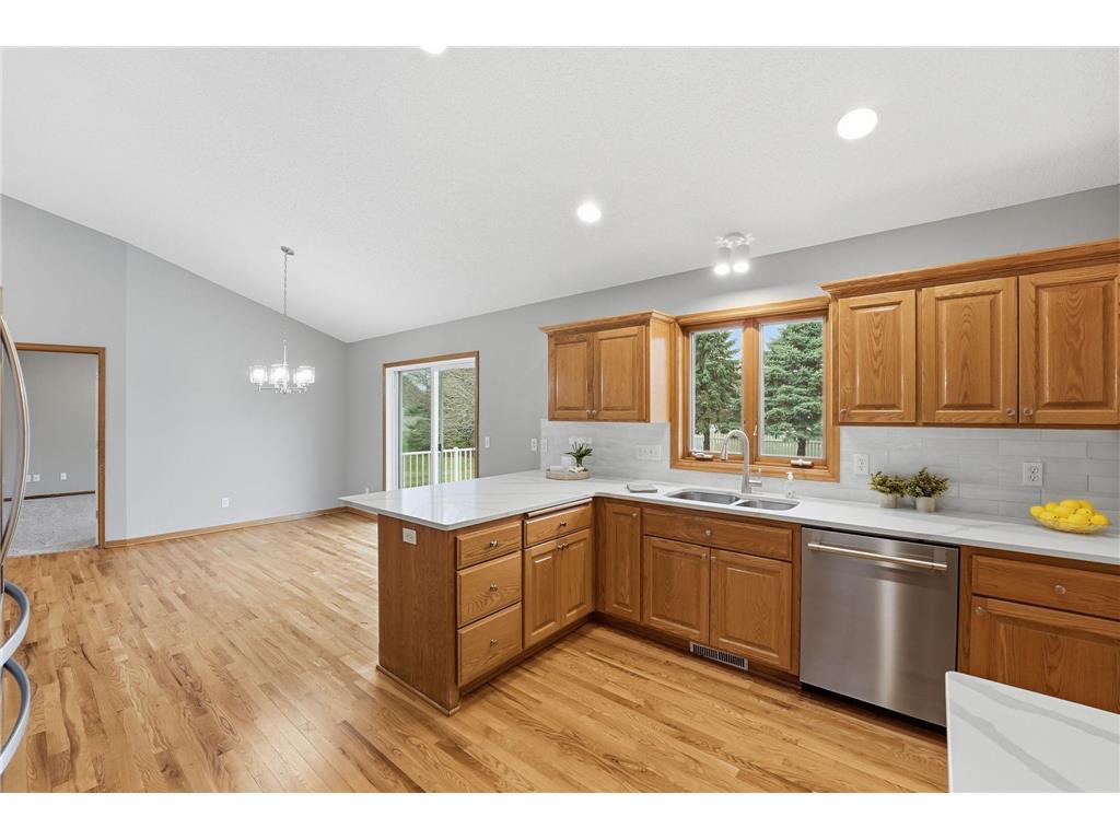 801 Maplewood Avenue Litchfield MN 55355 7054137 image9