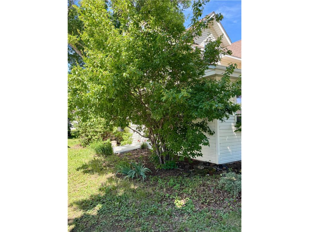 801 Mechanic Street Edgerton MN 56128 7092353 image34