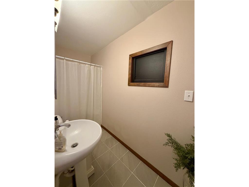 801 Mechanic Street Edgerton MN 56128 7092353 image8