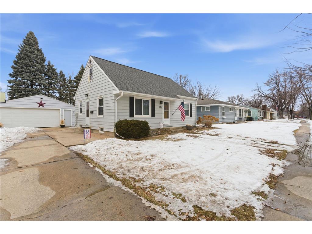 801 Olena Avenue SE Willmar MN 56201 6739558 image1