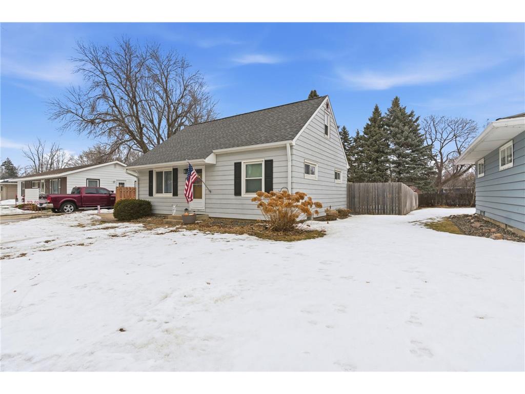 801 Olena Avenue SE Willmar MN 56201 6739558 image2