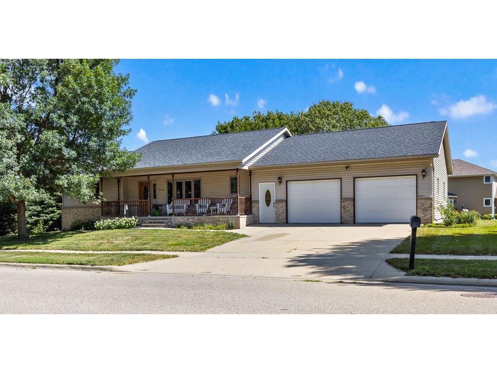 801 S 1st Street Marshall MN 56258 6589742 image1