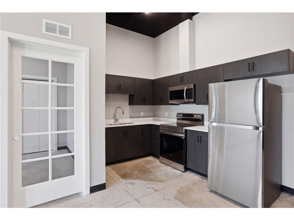 801 SE 9th Street #213 Minneapolis MN 55414 7103939 image3