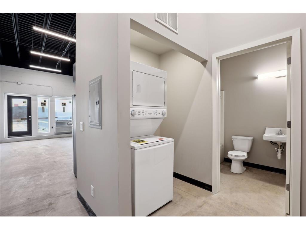 801 SE 9th Street #213 Minneapolis MN 55414 7103939 image7