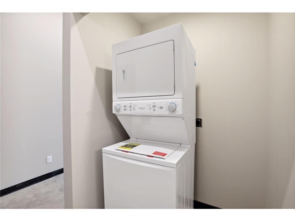 801 SE 9th Street #213 Minneapolis MN 55414 7103939 image8