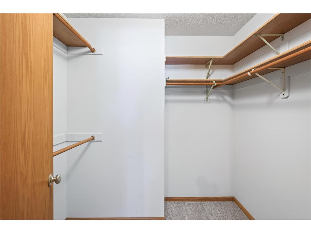 801 Southcross Drive E Burnsville MN 55306 7014451 image14