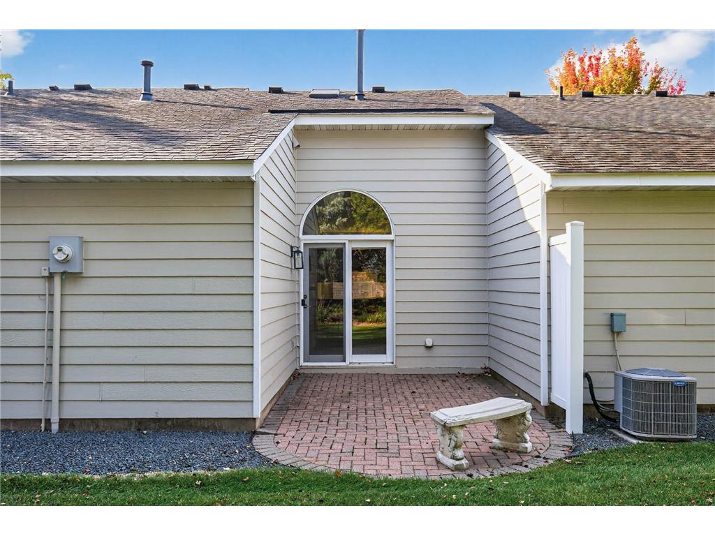 801 Southcross Drive E Burnsville MN 55306 7014451 image22