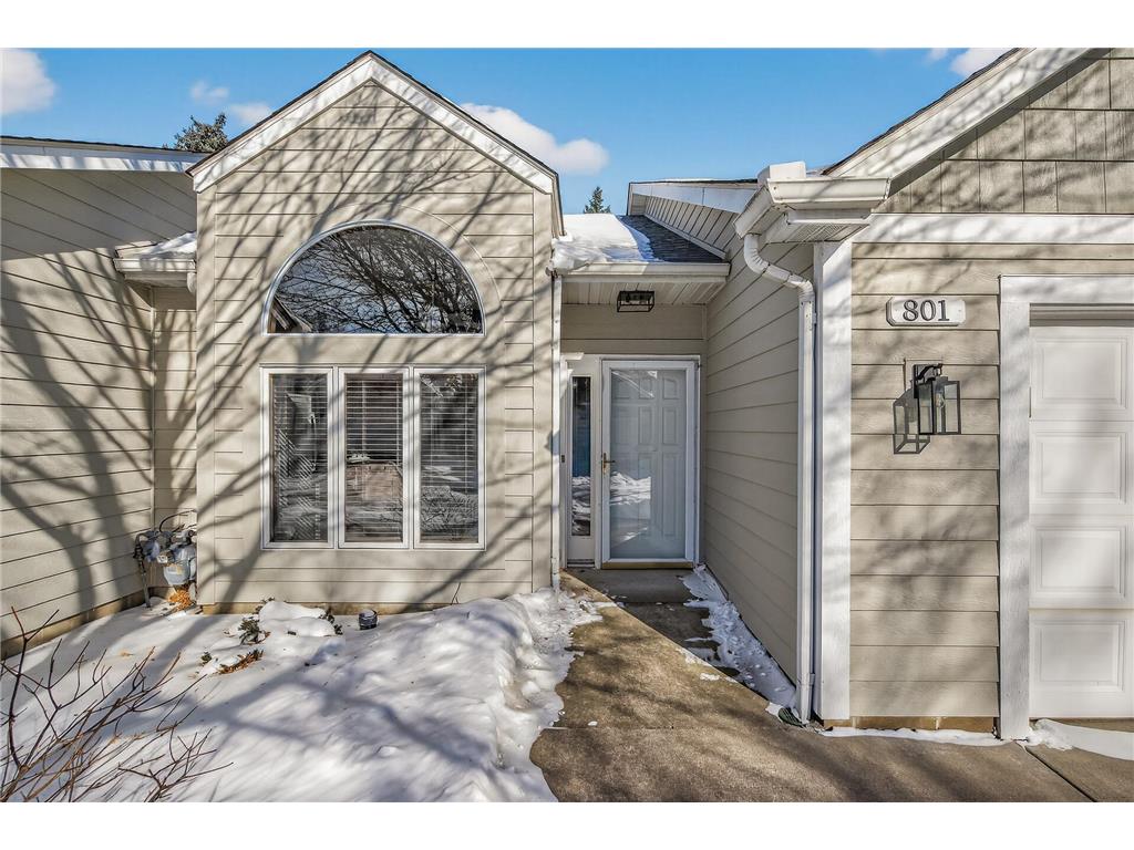 801 Southcross Drive E Burnsville MN 55306 7014451 image3