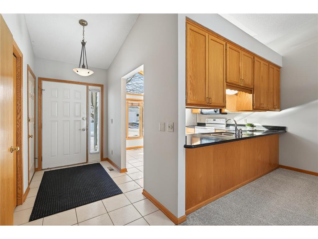 801 Southcross Drive E Burnsville MN 55306 7014451 image5