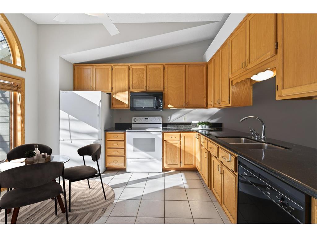 801 Southcross Drive E Burnsville MN 55306 7014451 image8