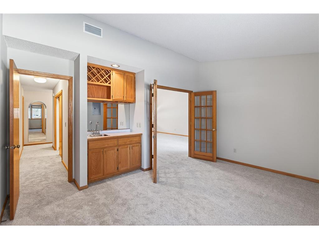 801 Southcross Drive E Burnsville MN 55306 7062047 image14