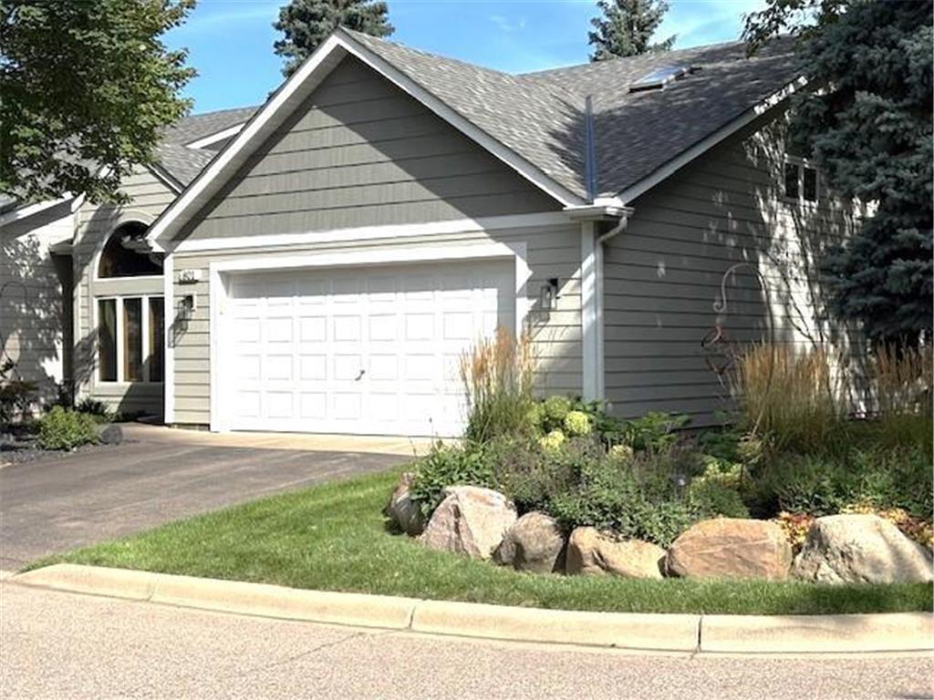 801 Southcross Drive E Burnsville MN 55306 7062047 image5