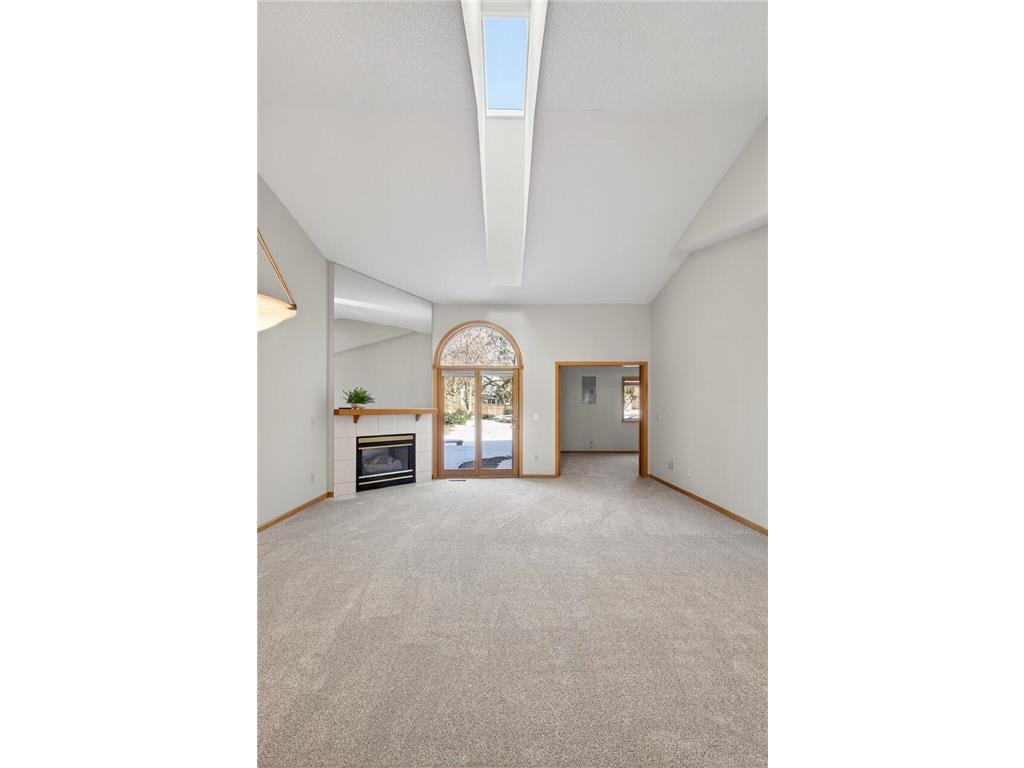 801 Southcross Drive E Burnsville MN 55306 7062047 image7