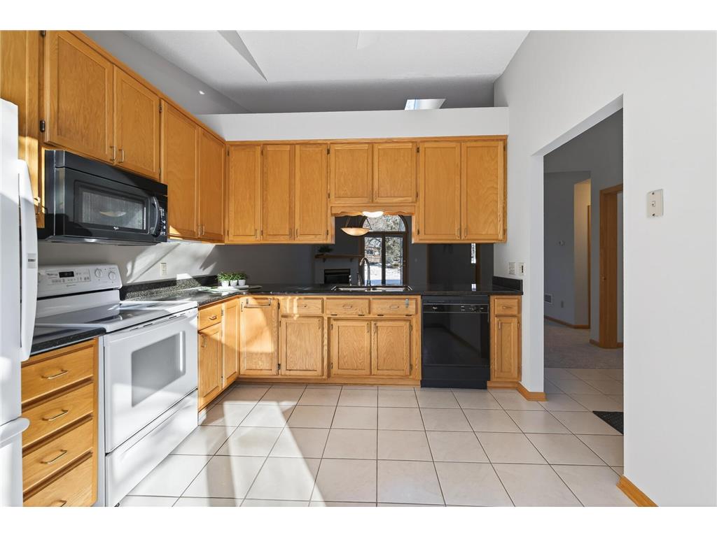 801 Southcross Drive E Burnsville MN 55306 7114714 image9