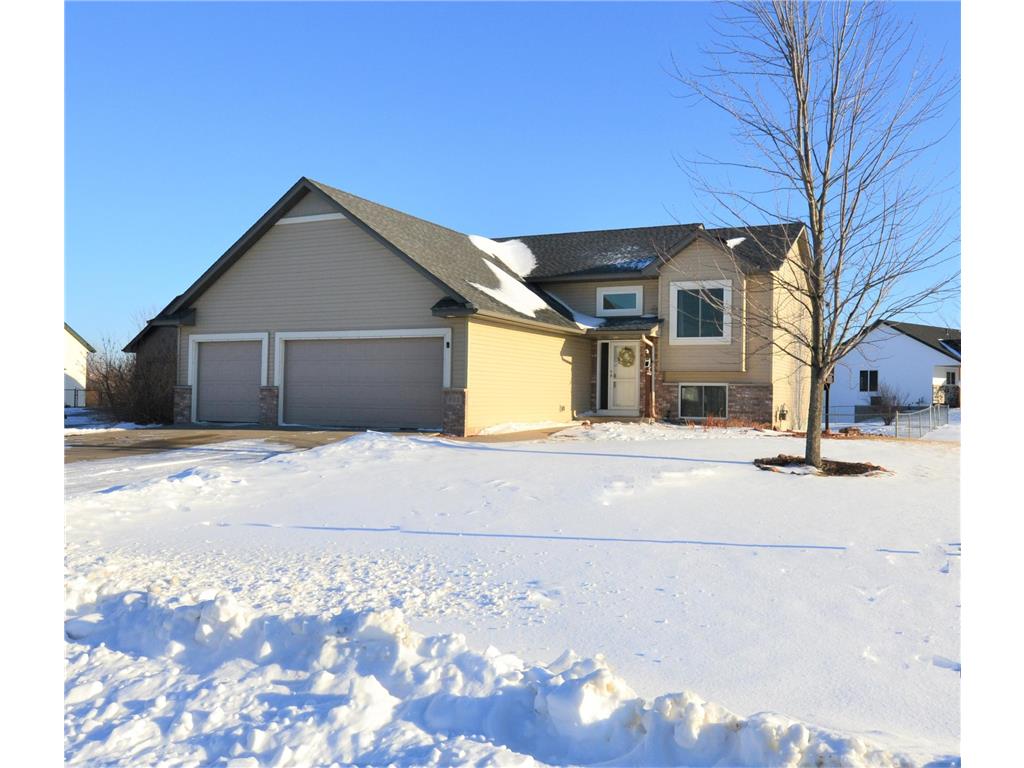 801 Sunrise Court SE, Lonsdale, MN 55046 MLS 6315097 Edina Realty