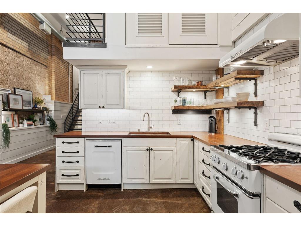 801 Washington Avenue N #121 Minneapolis MN 55401 7021897 image24