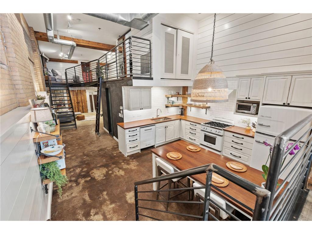 801 Washington Avenue N #121 Minneapolis MN 55401 7021897 image26