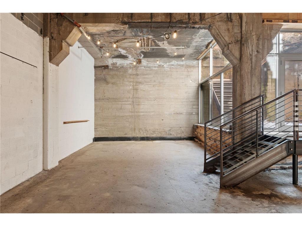801 Washington Avenue N #121 Minneapolis MN 55401 7021897 image38