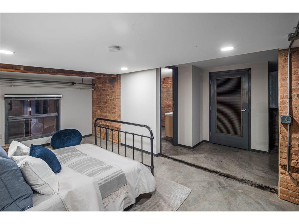 801 Washington Avenue N #203 Minneapolis MN 55401 7075337 image28
