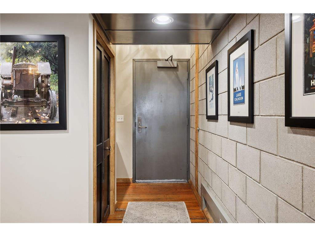 801 Washington Avenue N #212 Minneapolis MN 55401 7065330 image41