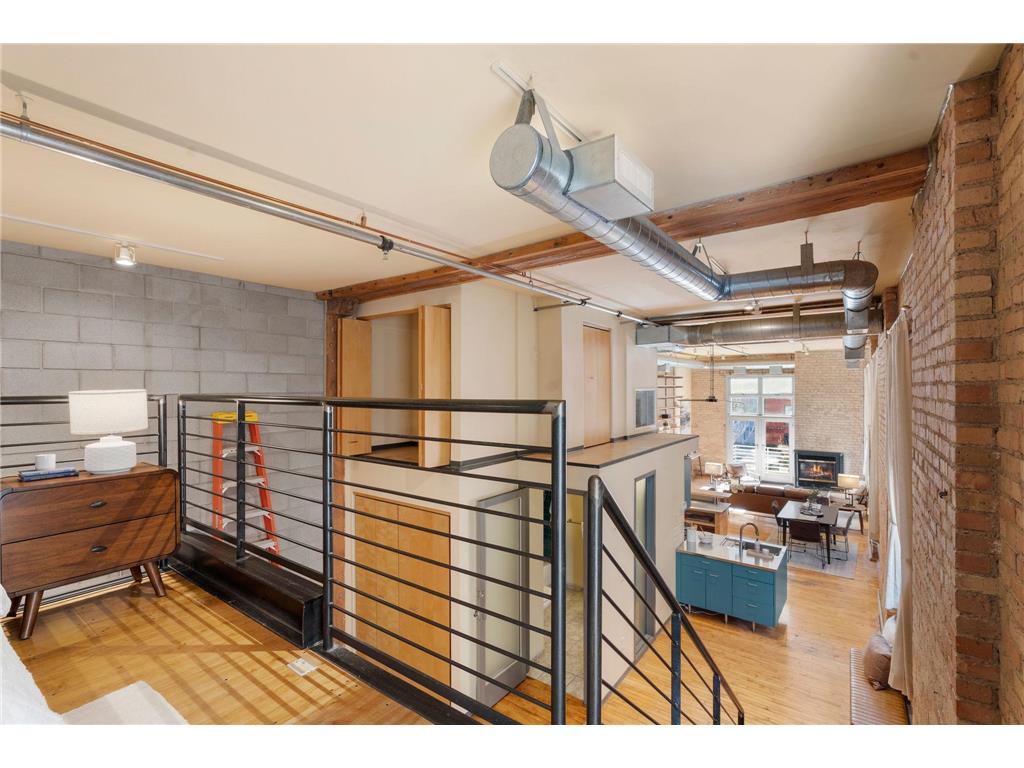 801 Washington Avenue N #221 Minneapolis MN 55401 7036310 image33