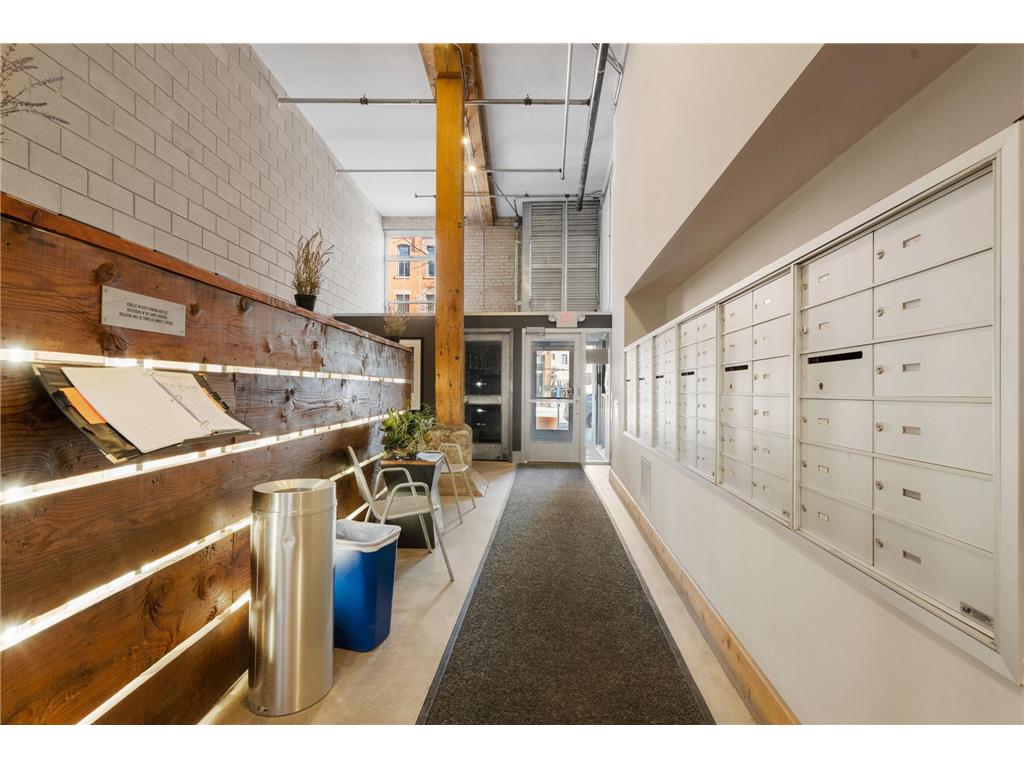 801 Washington Avenue N #221 Minneapolis MN 55401 7036310 image44