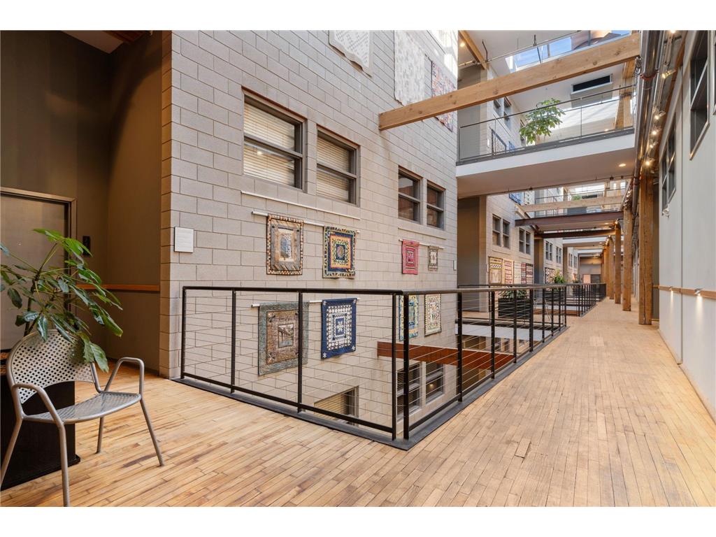 801 Washington Avenue N #221 Minneapolis MN 55401 7036310 image47