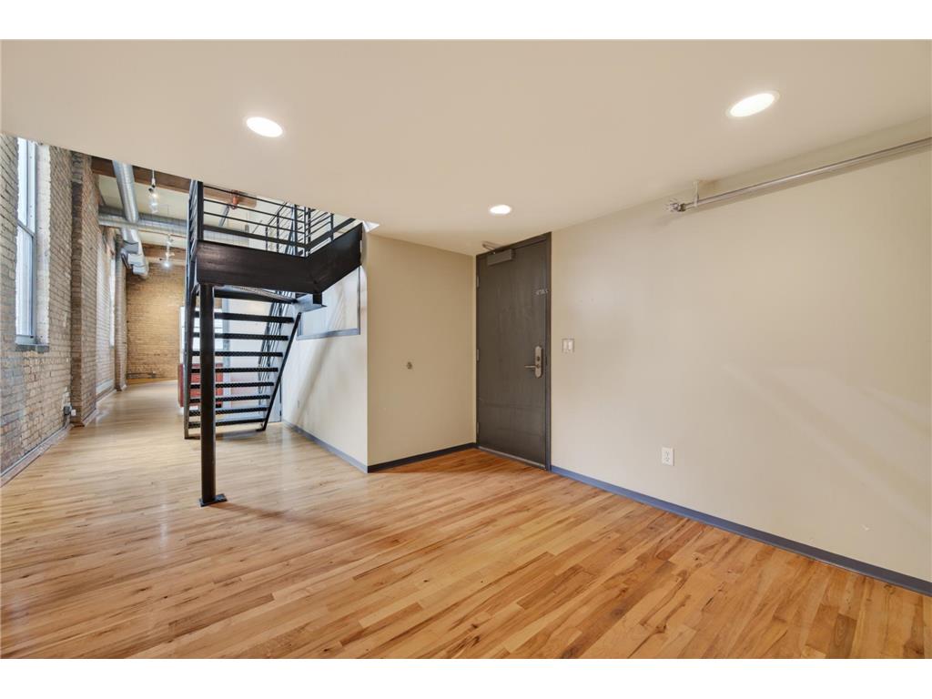 801 Washington Avenue N #322 Minneapolis MN 55401 7089965 image24