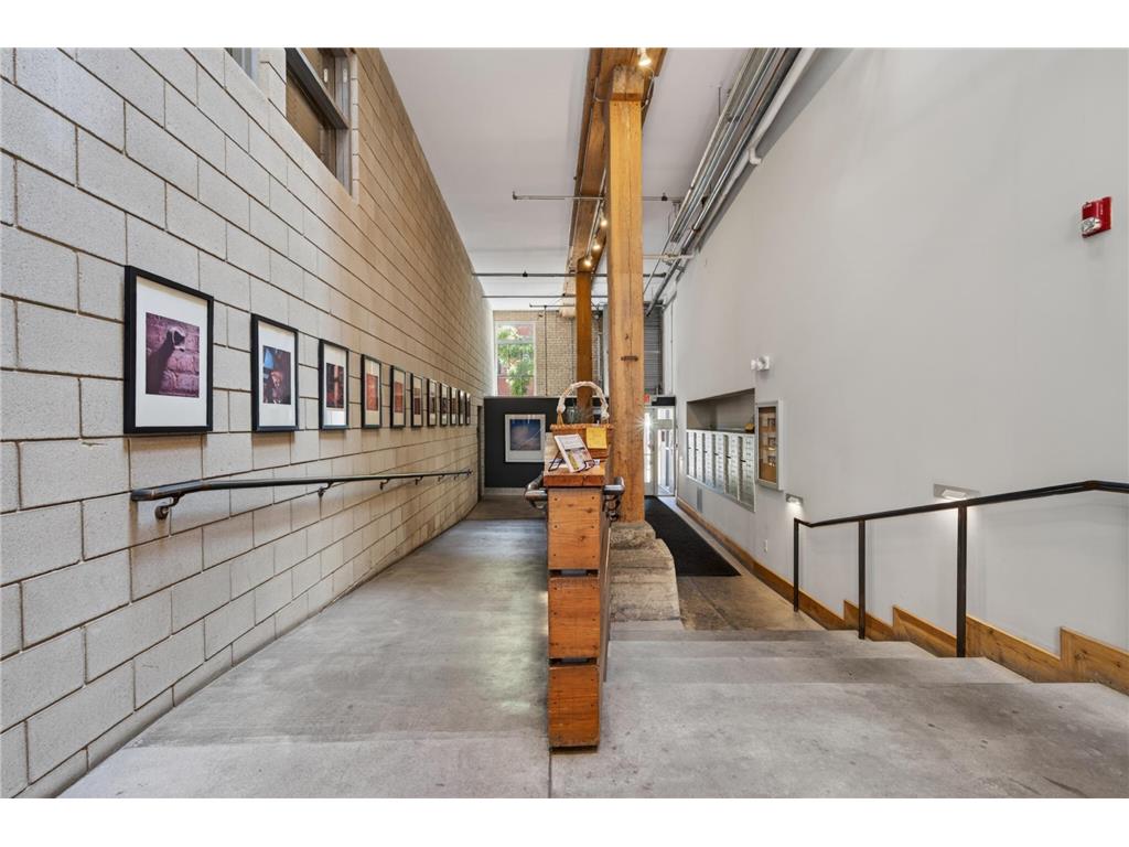 801 Washington Avenue N #322 Minneapolis MN 55401 7089965 image29