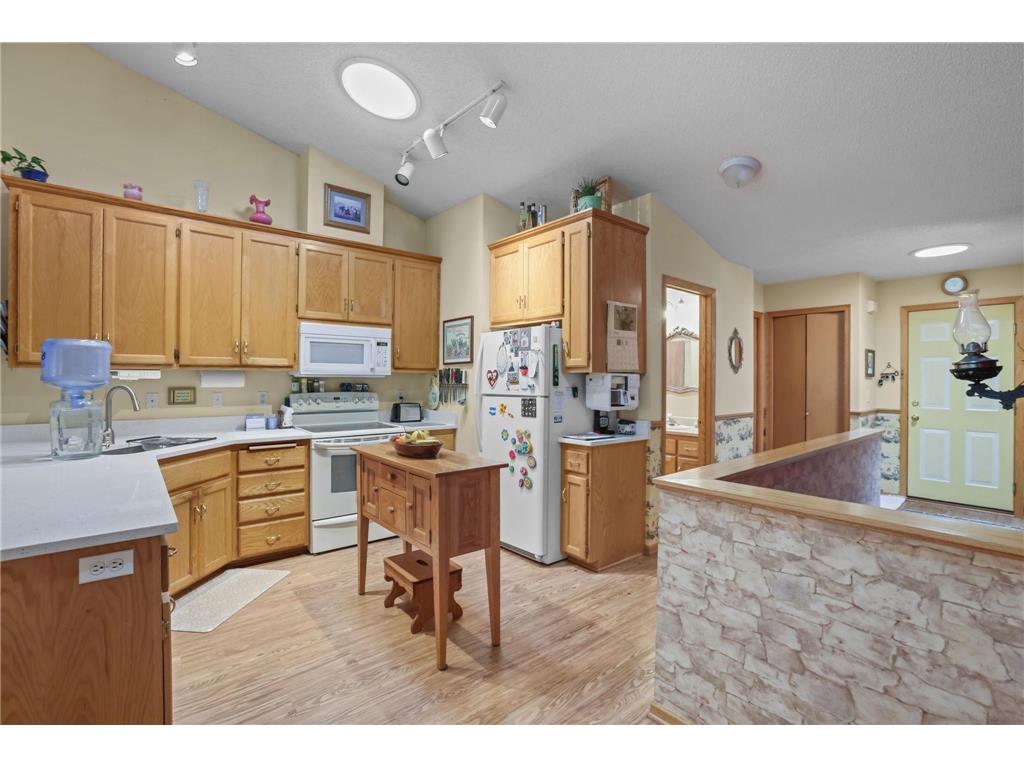 801 White Oak Court New Brighton MN 55112 7070514 image7