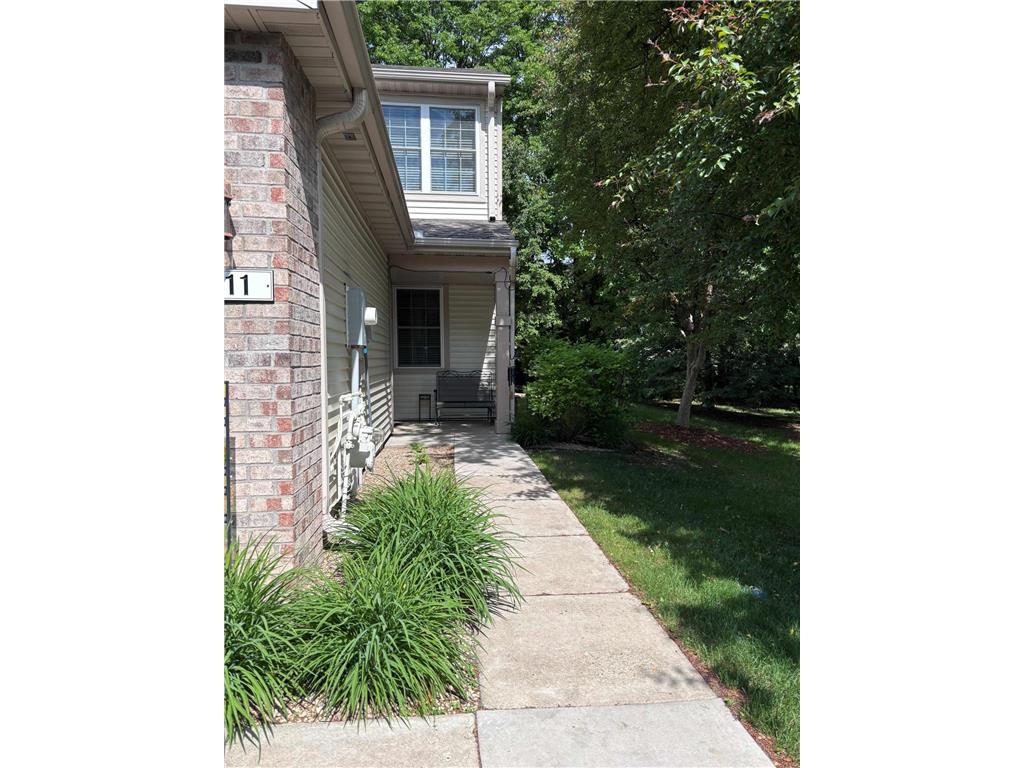 8011 Everest Lane N Maple Grove MN 55311 7085668 image1