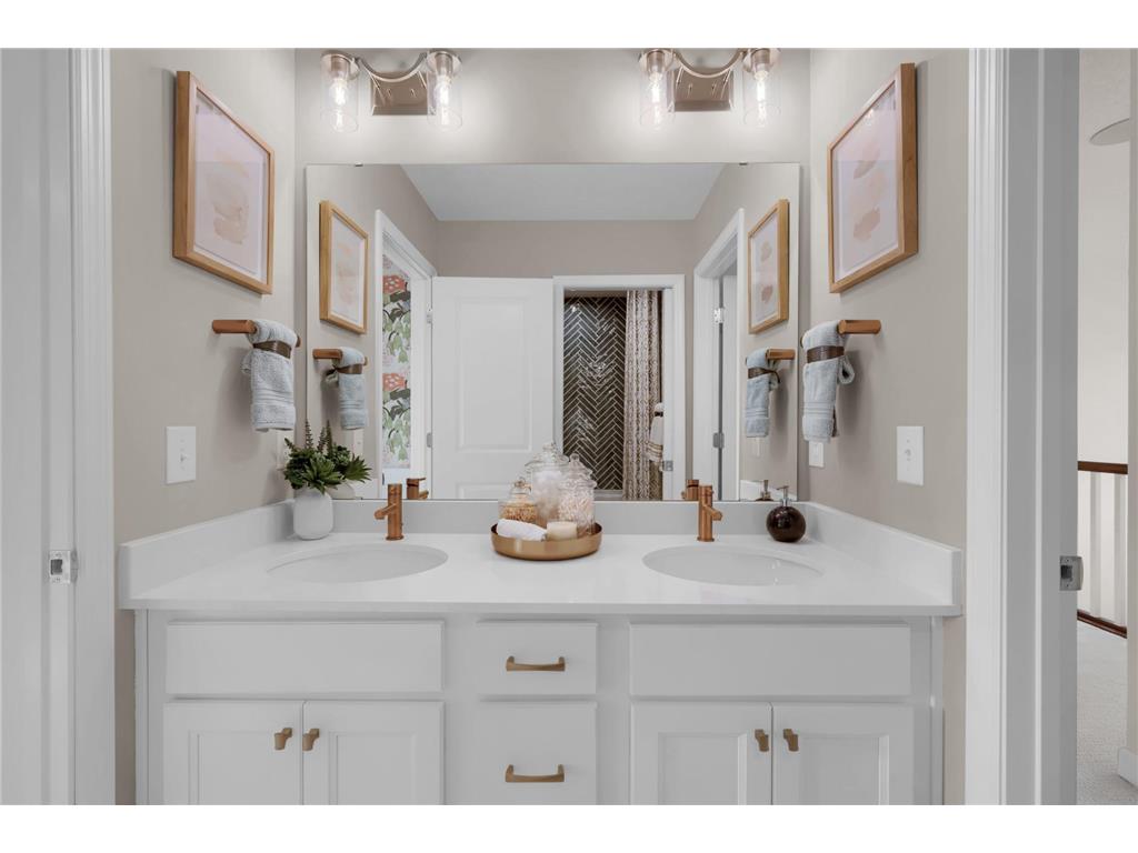 8013 Glenwood Drive Lino Lakes MN 55014 6777347 image17