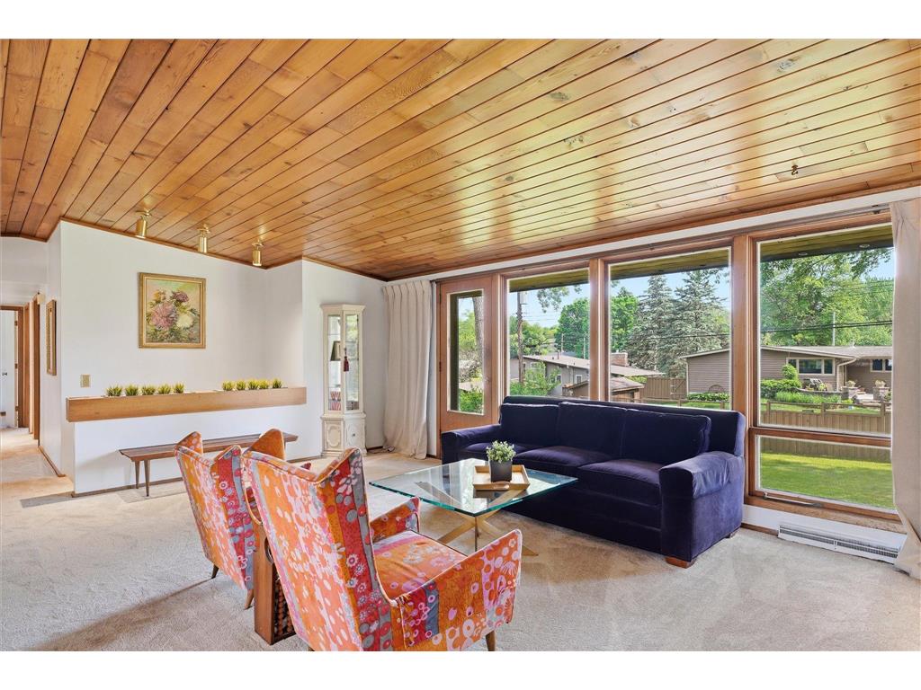 8015 Wynnwood Road Golden Valley MN 55427 7084692 image10