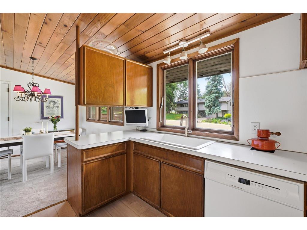 8015 Wynnwood Road Golden Valley MN 55427 7084692 image15
