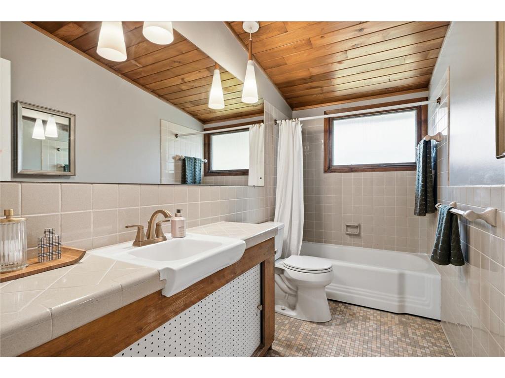 8015 Wynnwood Road Golden Valley MN 55427 7084692 image24