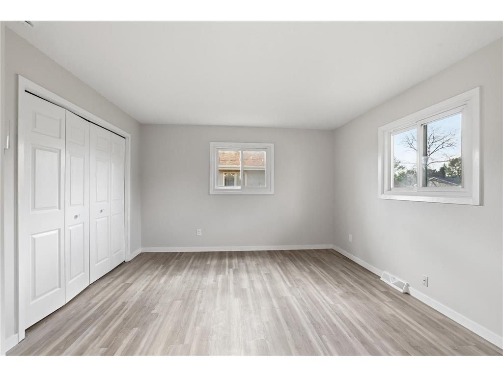 8016 81st Avenue N Brooklyn Park MN 55445 7075528 image10