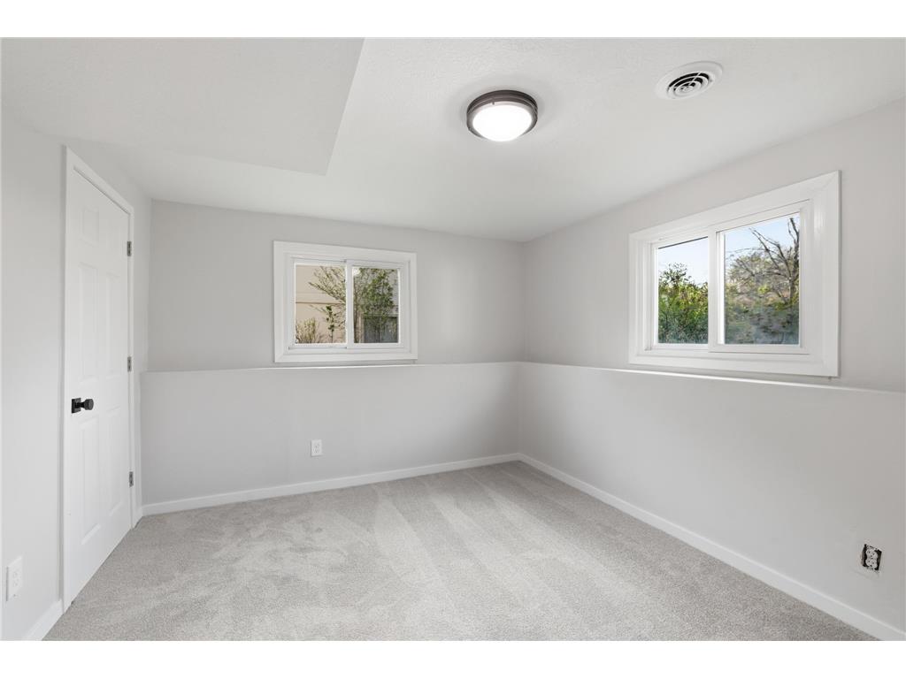 8016 81st Avenue N Brooklyn Park MN 55445 7075528 image16